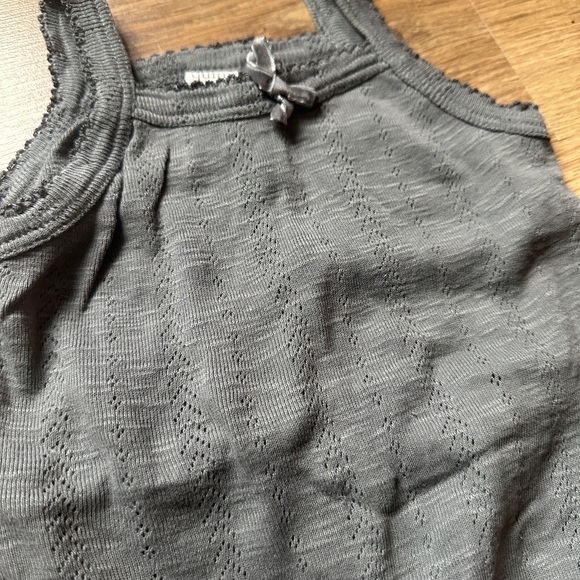 Kate Quinn tank onesie and bonnet 3-6 mo - Picture 2 of 3